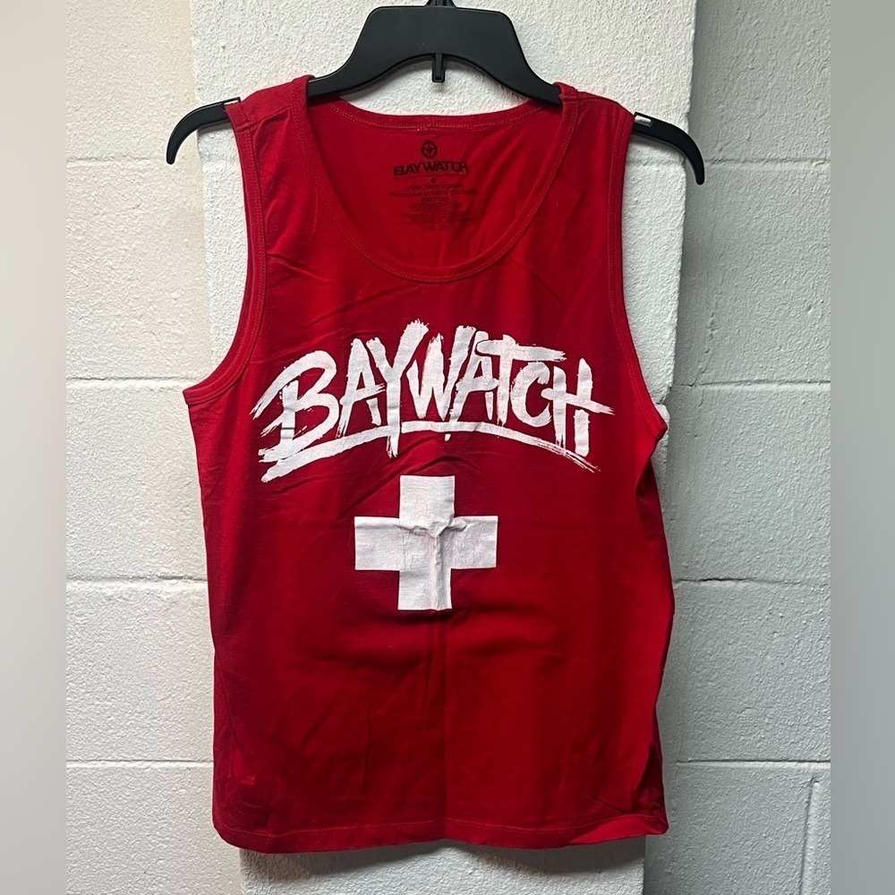 BAYWATCH BEACH LIFEGUARD
Tank Top Red White Cross. M